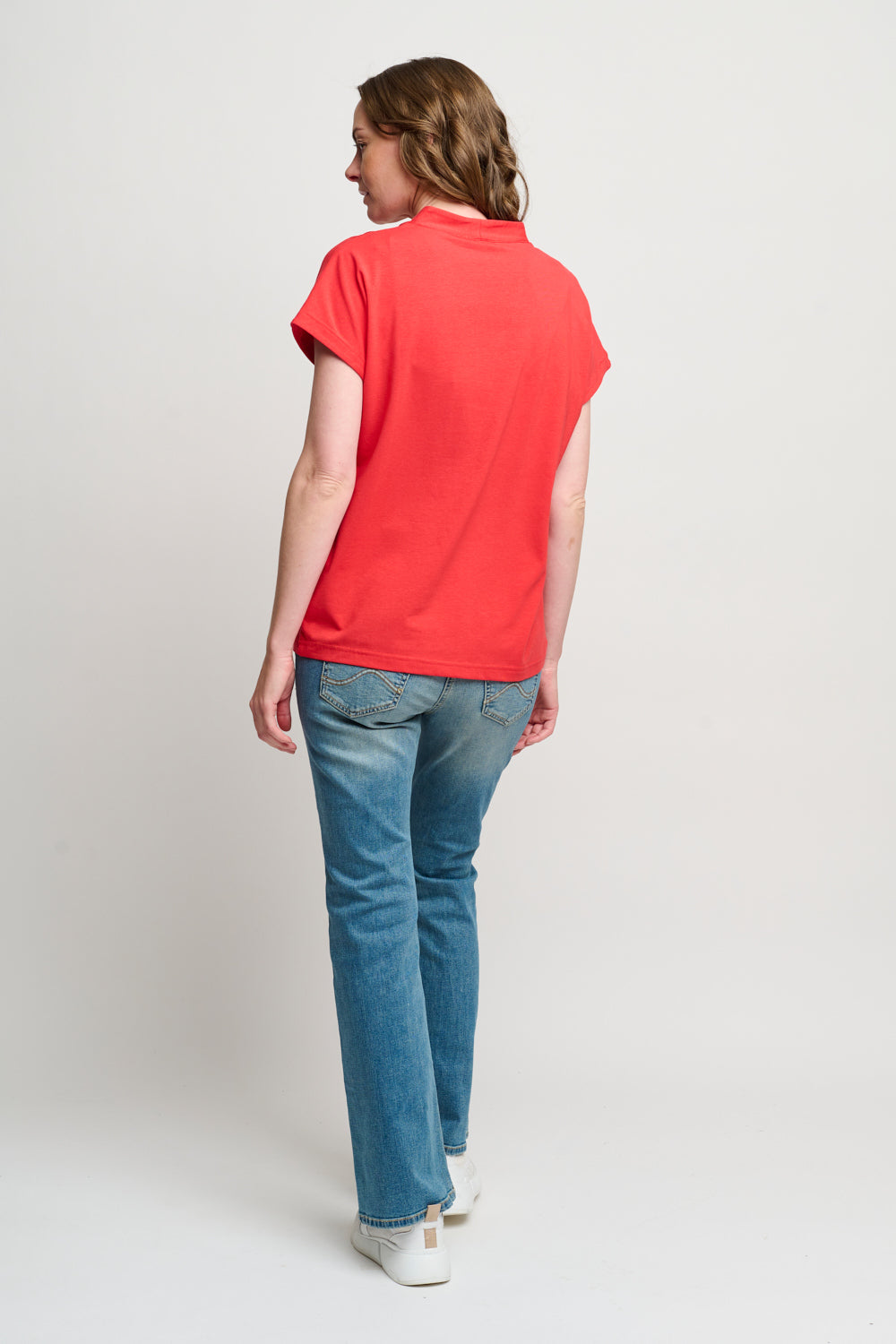 T-shirt - Poinsettia Red